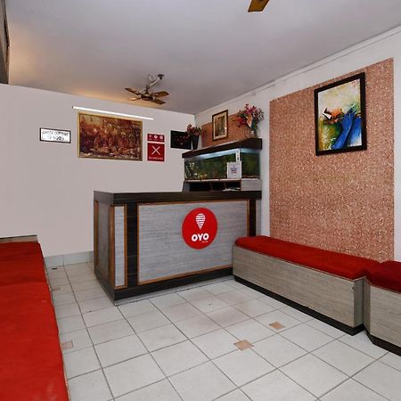 Oyo 3519 Hotel Garden Inn Benares Buitenkant foto