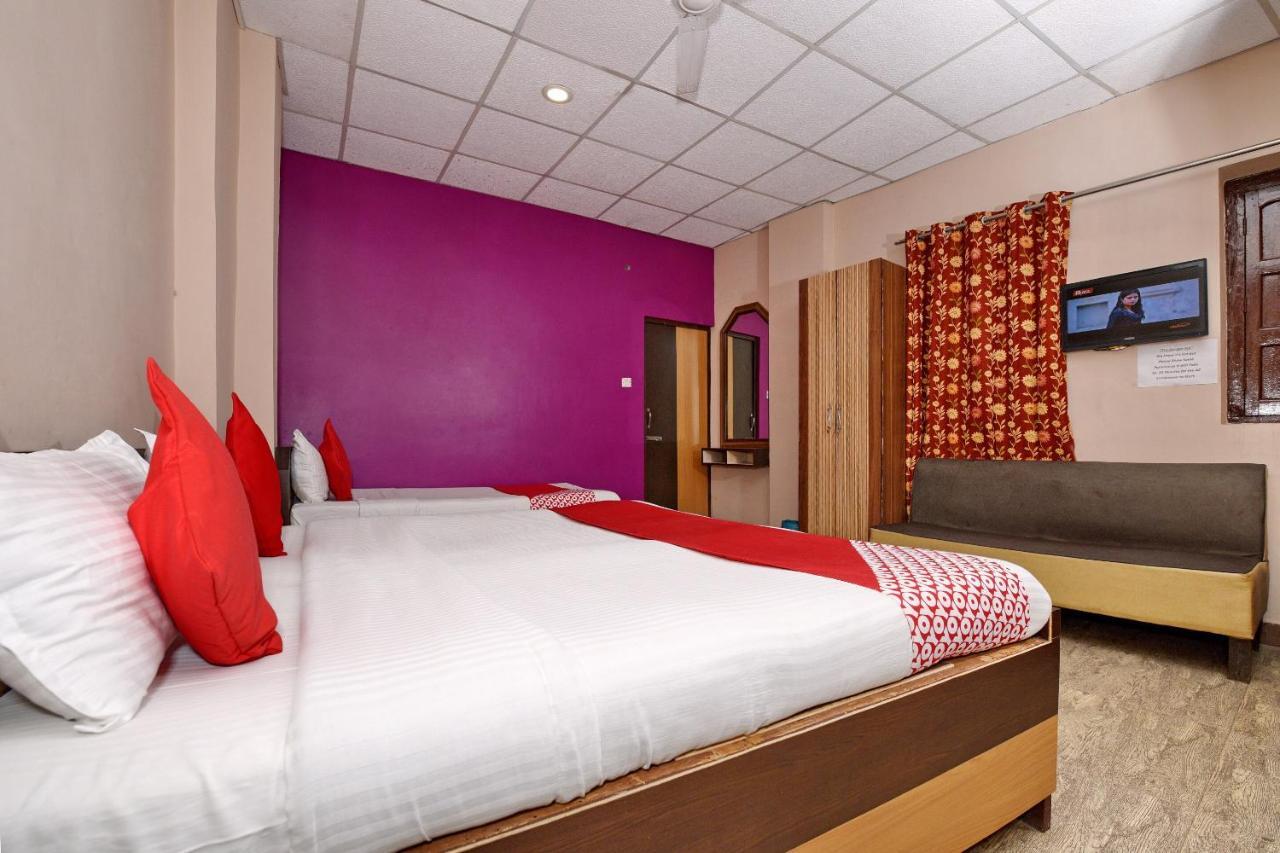 Oyo 3519 Hotel Garden Inn Benares Buitenkant foto