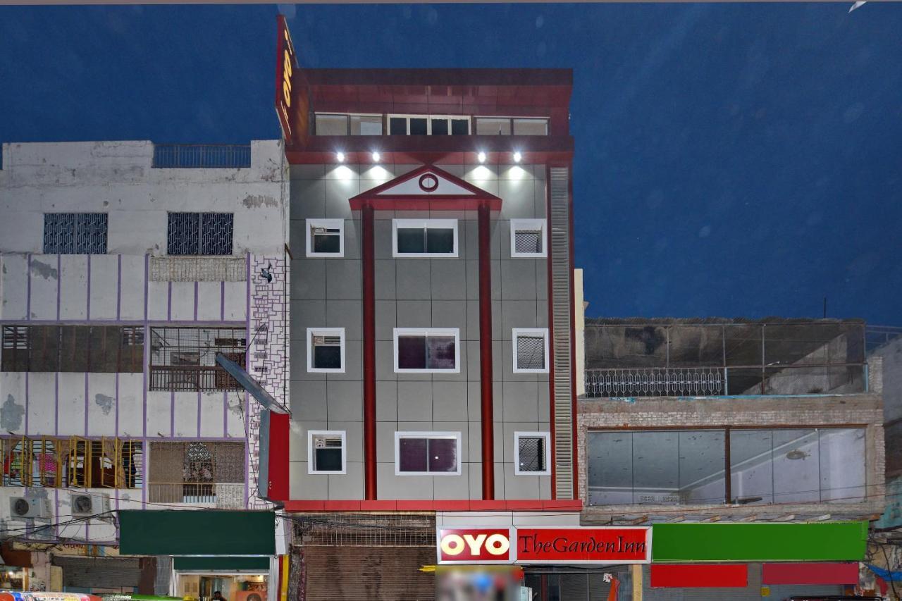 Oyo 3519 Hotel Garden Inn Benares Buitenkant foto