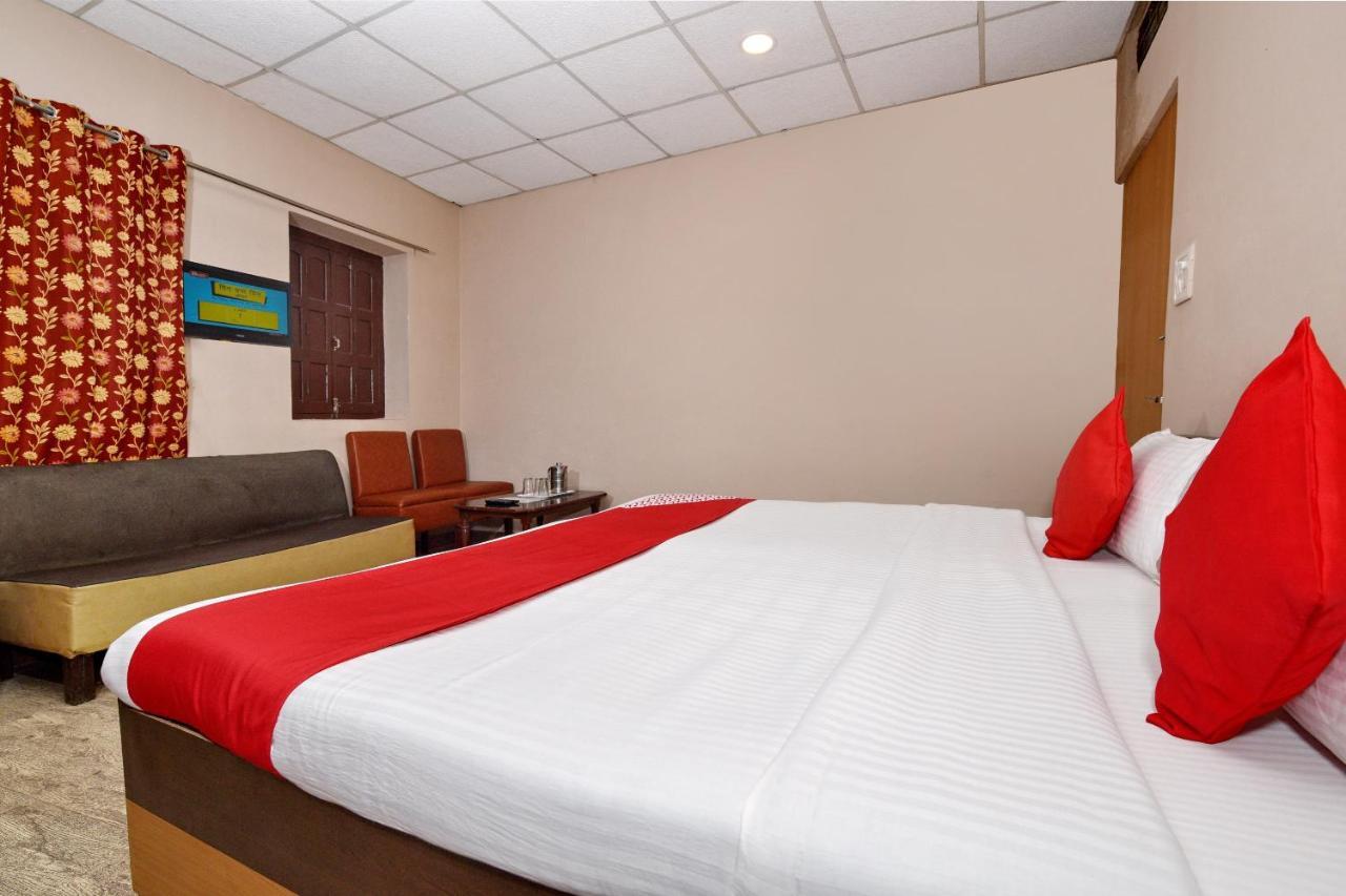 Oyo 3519 Hotel Garden Inn Benares Buitenkant foto